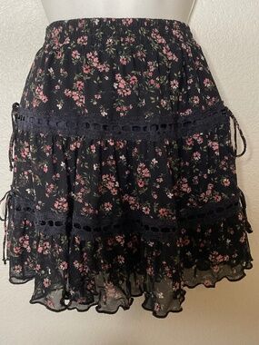 Floral Navy Skirt with Bow Details  KIRIOUS LOS ANGELES Size XS